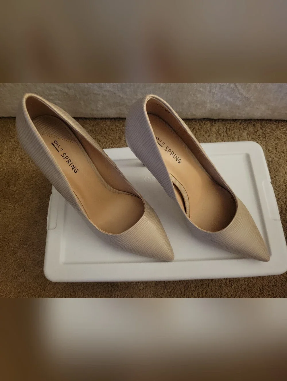 Call It Spring Nude Textured Pointed Toe Stiletto Pumps Size 8 NWT Condition
